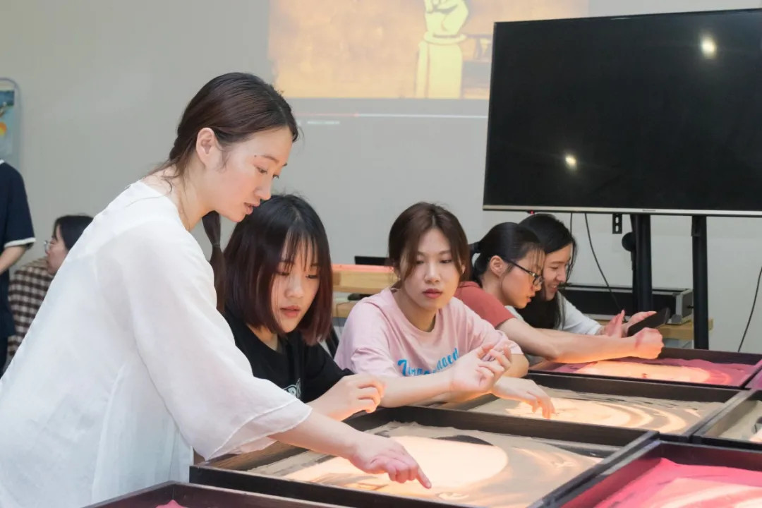 蜂蜜浏览器_212r1ddf.jpg 蜂蜜浏览器_212r1ddf.jpg