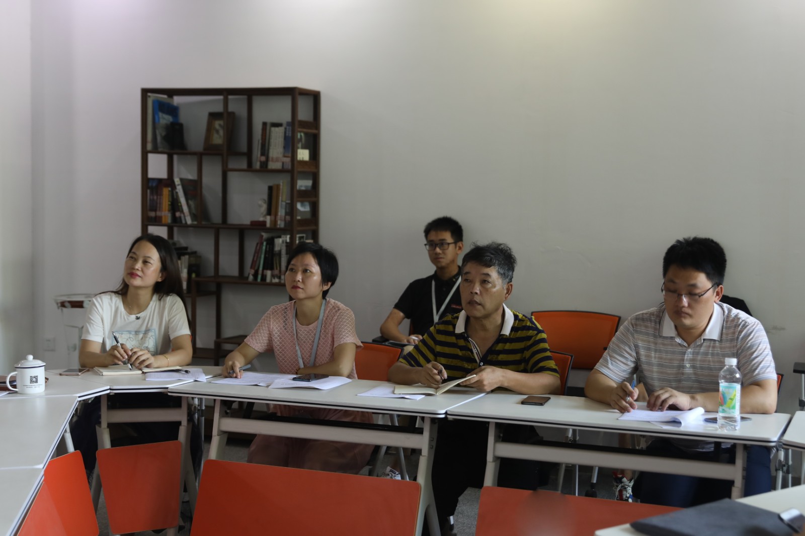 C12A8962.jpg C12A8962.jpg