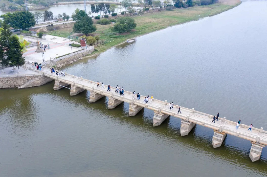 蜂蜜浏览器_蜂蜜浏览器_sdasdasd.jpg 蜂蜜浏览器_蜂蜜浏览器_sdasdasd.jpg