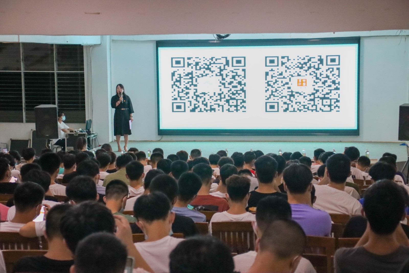 IMG_4787.jpg IMG_4787.jpg